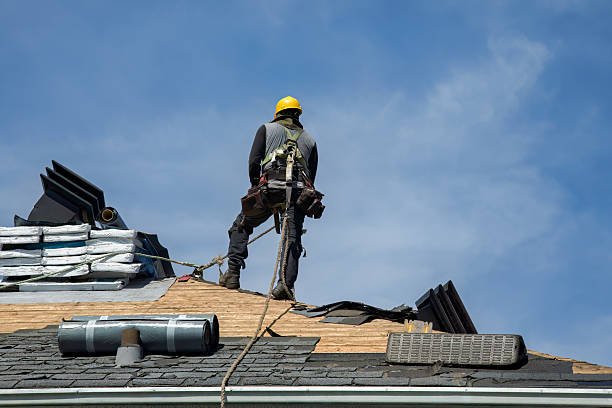 Professional Roof Replacement technician working in Mount Pleasant, MI